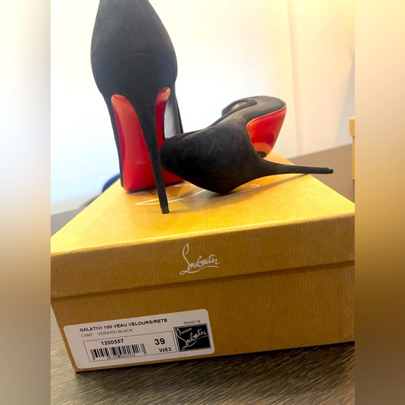 Louboutin  Galativi 100 veau velours. Brand new. Never worn - Picture 1 of 2
